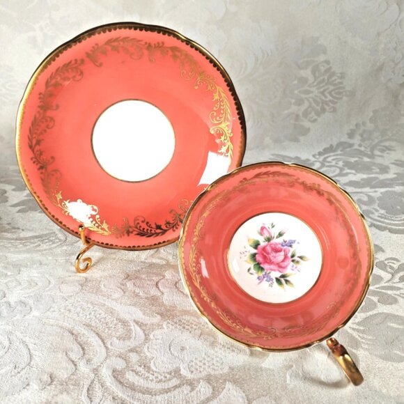 AYNSLEY Vintage Tea Cup & Saucer โ floral with gold gilding - Picture 7 of 8